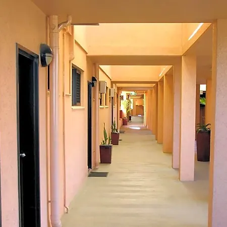 Central Plaza Apartments-3